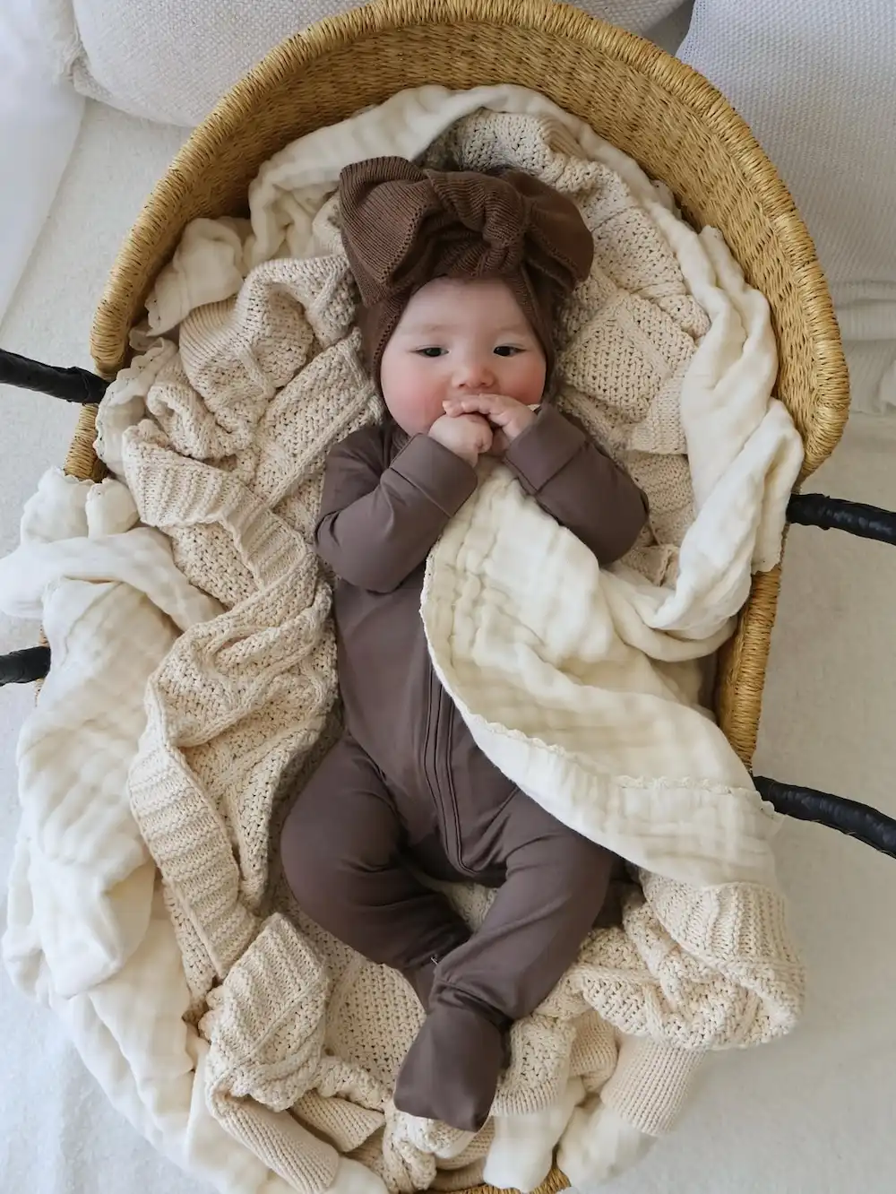 Top 12 Baby Outfits: The Cutest and Most Comfortable Picks 23 baby girl outfits