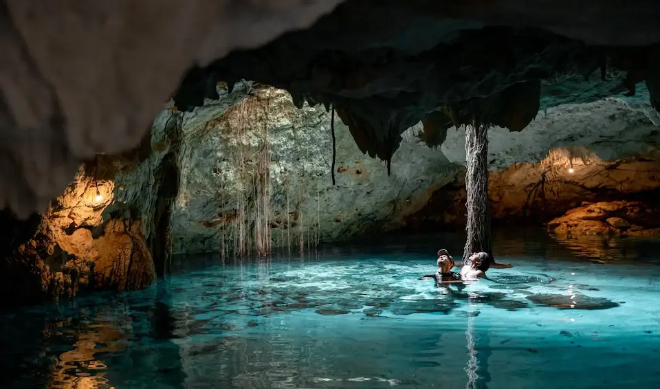 cenote riviera maya