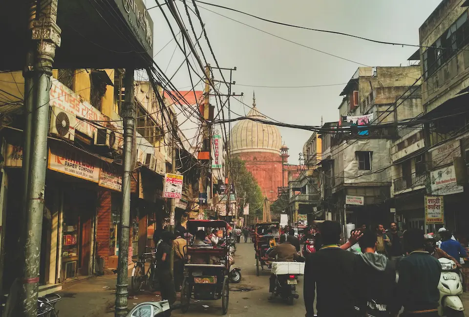 10+ Best Places to Visit in Delhi for First-Time Travelers 15 Chandni Chowk