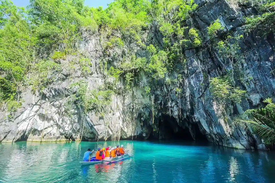Most Romantic Destinations in Asia for Couples 14 Palawan