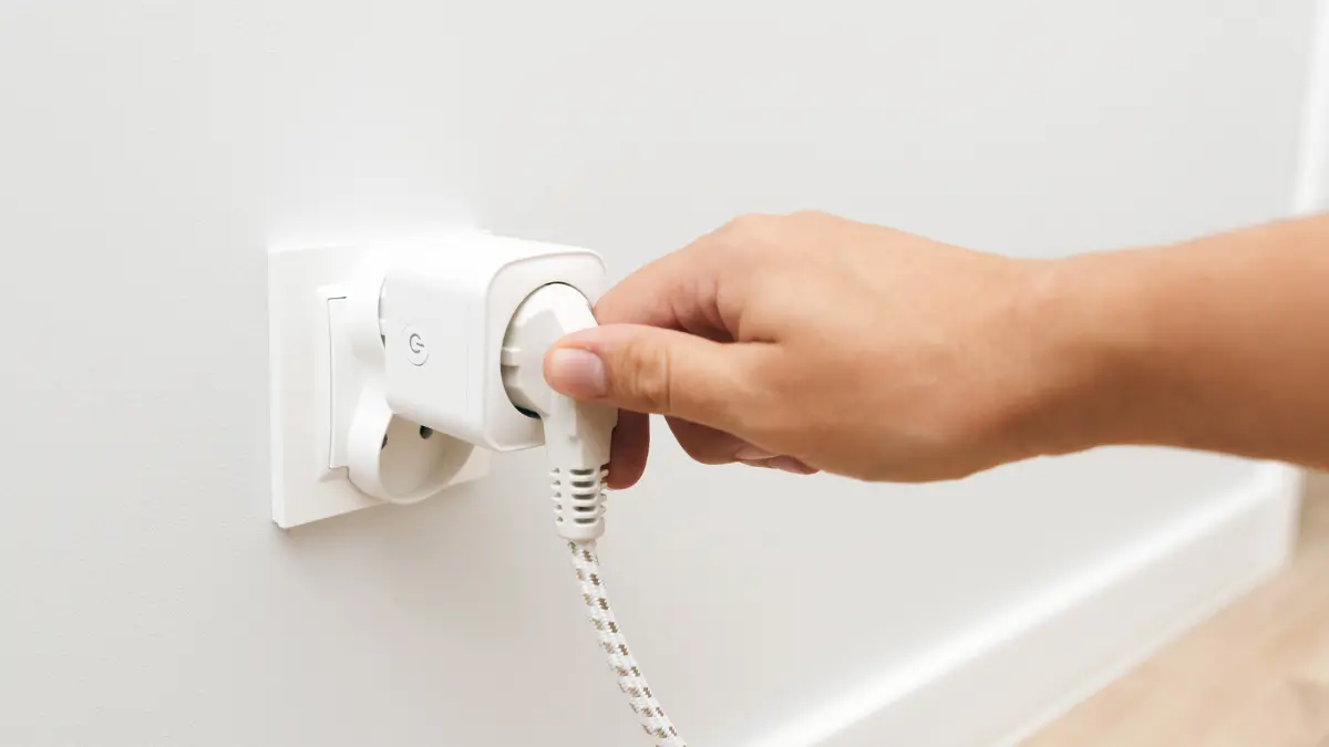 Top Smart Home Devices Worth Buying This Year 12 Smart Plugs
