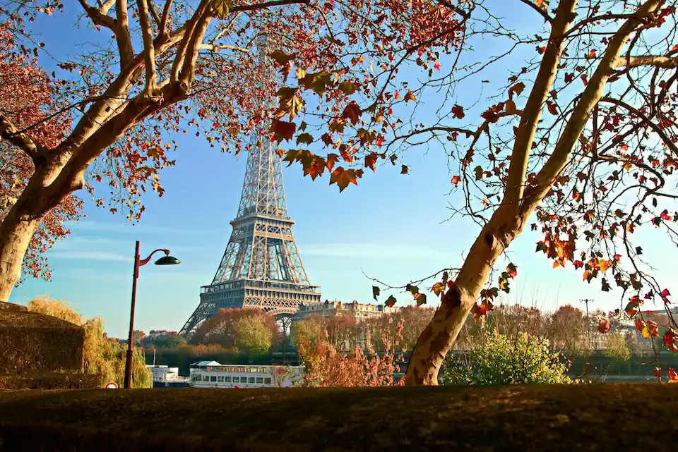 Fall in Love With Paris: A Perfect 3-Day Itinerary 8 paris towel