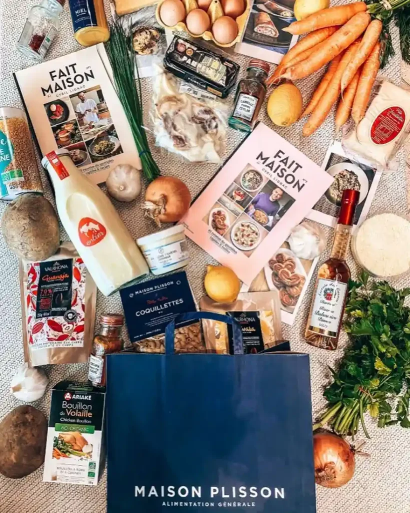 Maison Plisson Maison Plisson