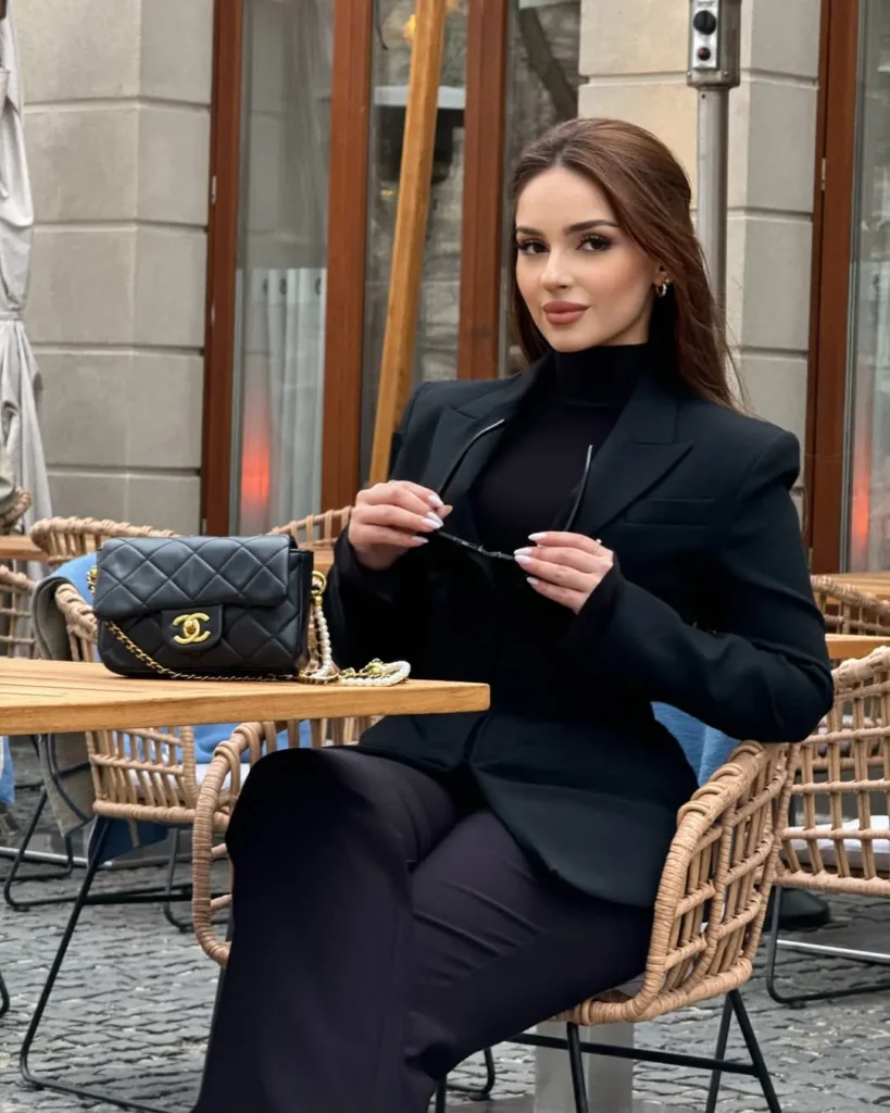 comfy travel outfits