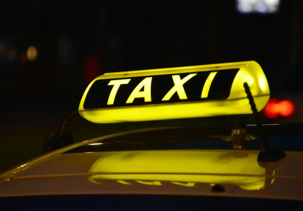 taxi cancun