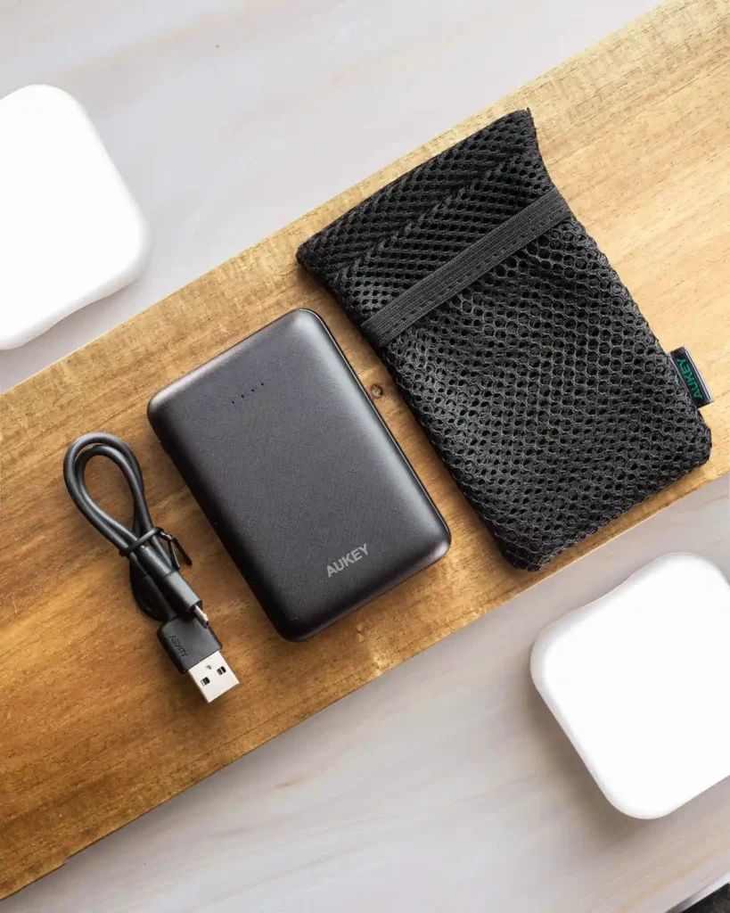 Travel essentials list Travel essentials list