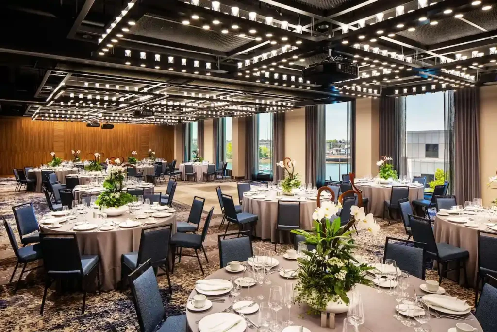 Where to stay in Boston couples