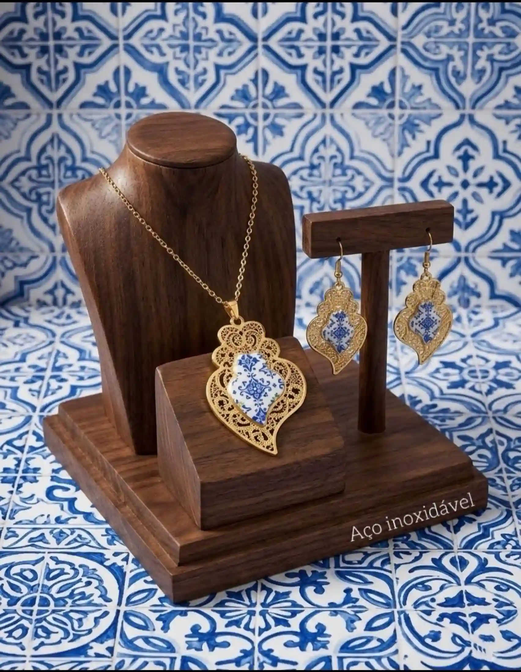Traditional Portuguese Filigree Jewelry