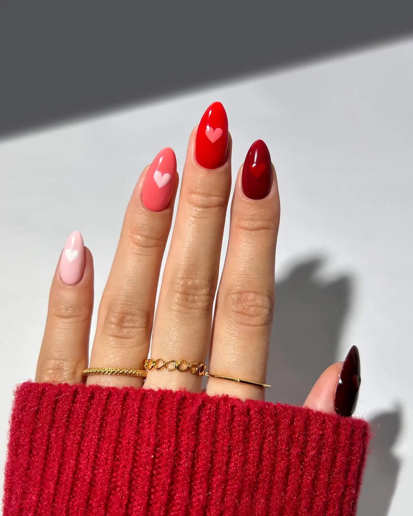 cute nails to match red hair 5