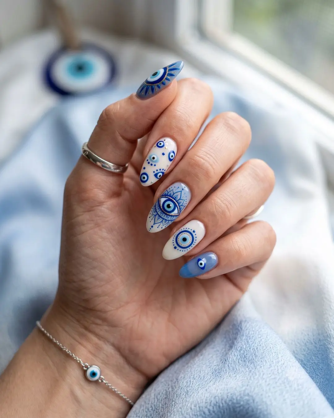 nails for greece 4