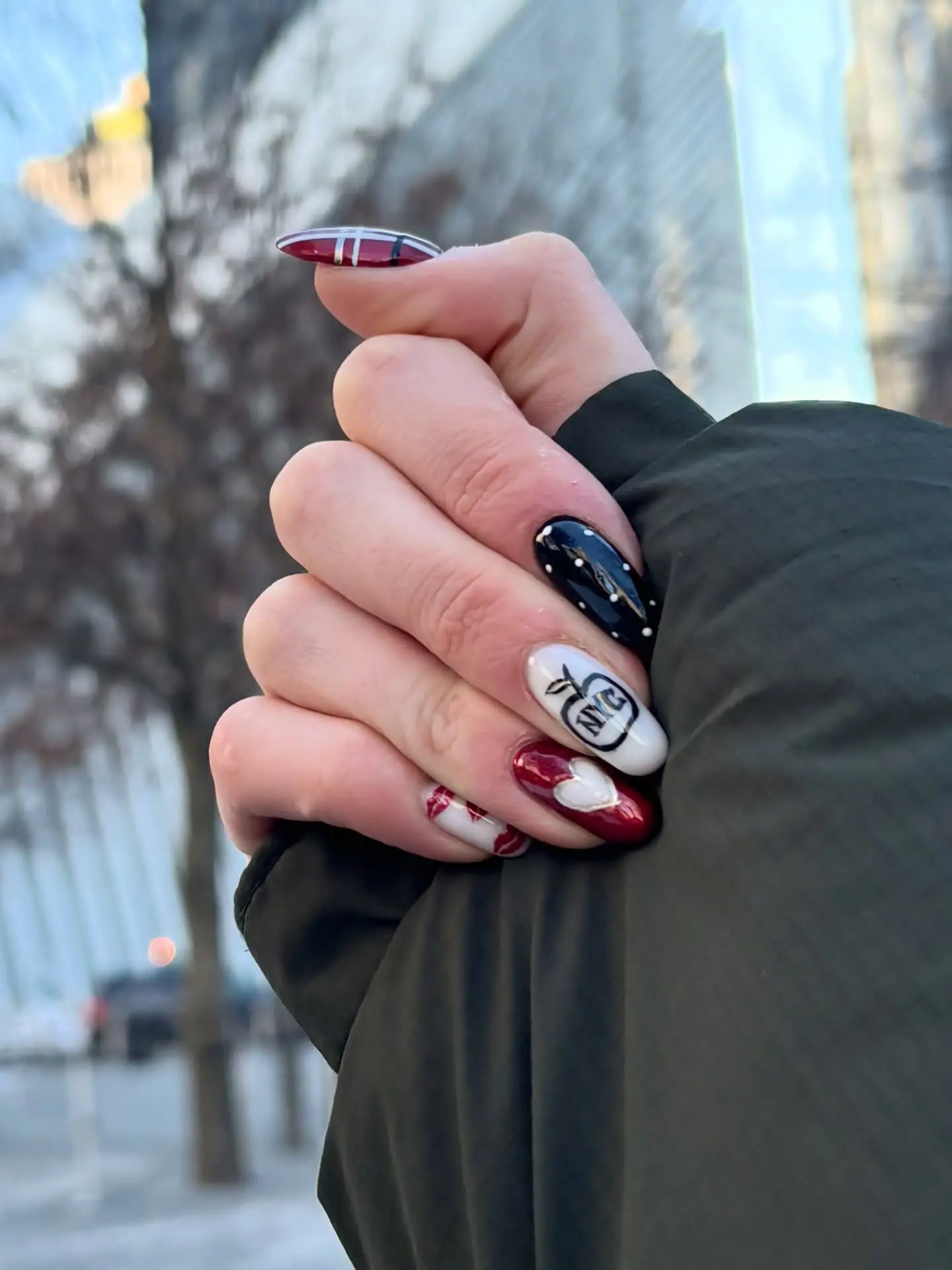 ny nails almond