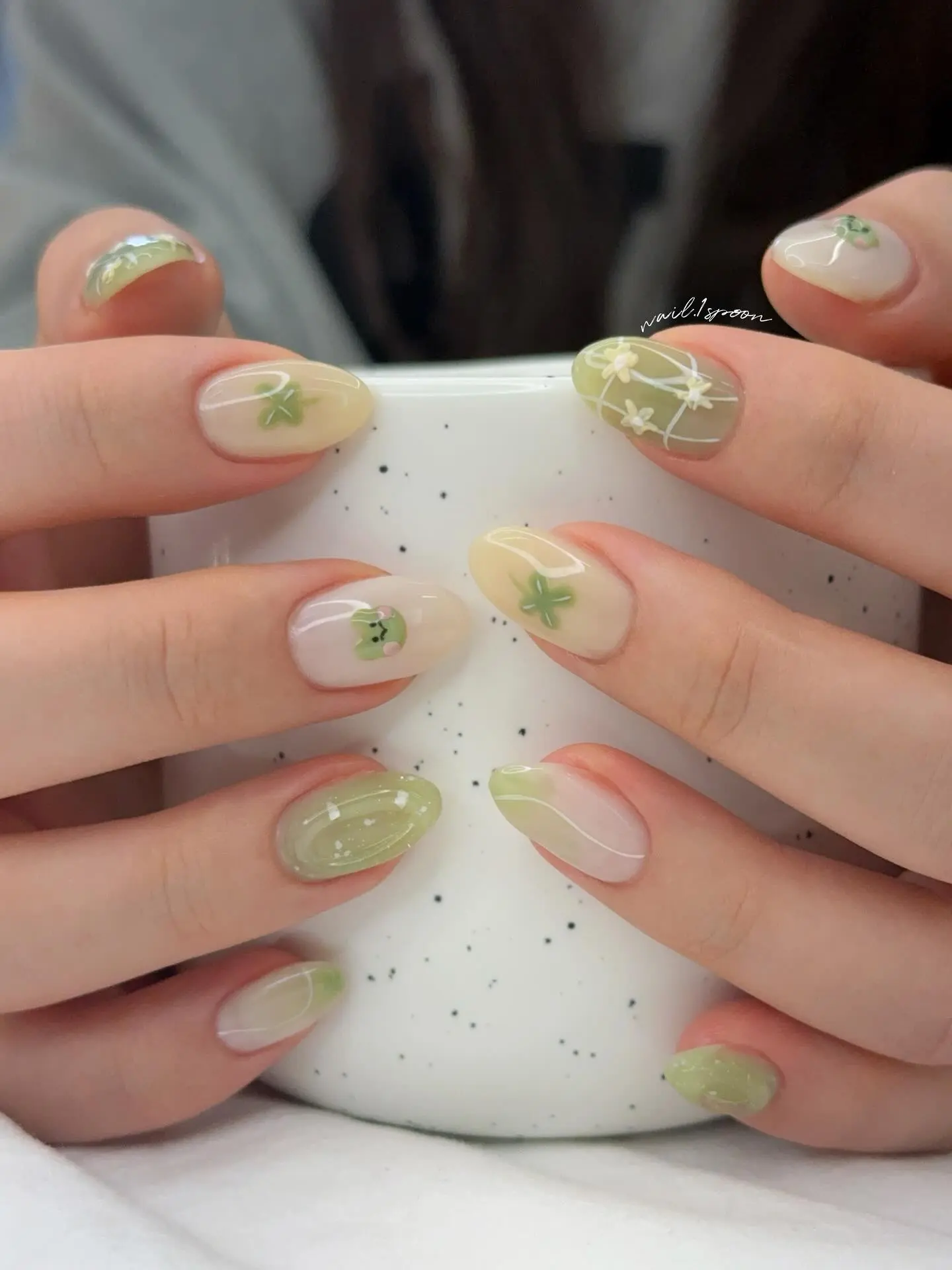 cute korean nails 4