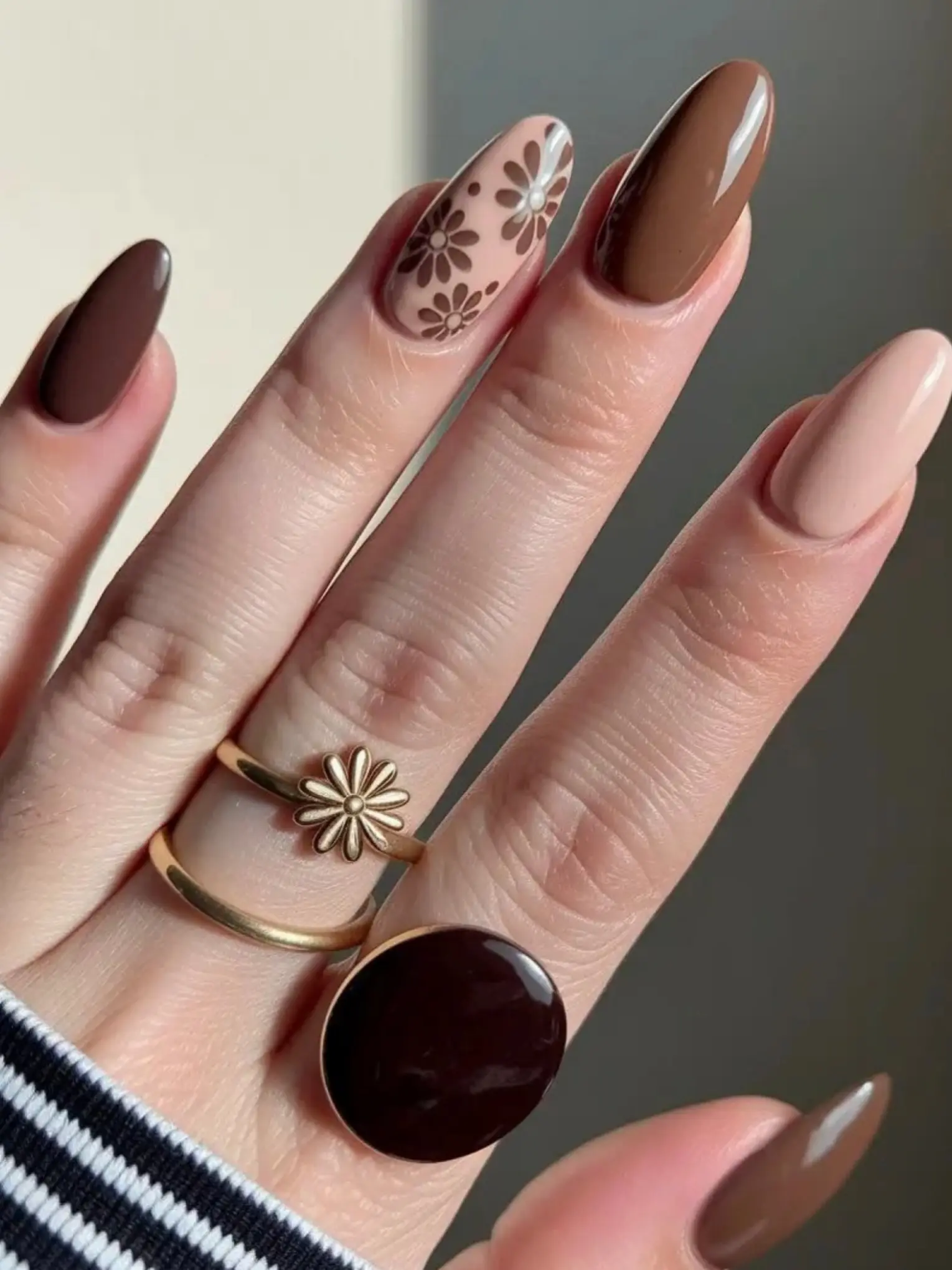 trendy fall nails 5